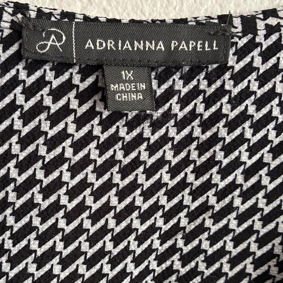 Adriana Papell Black and White Houndstooth Long Sleeve Blouse 1X - Picture 7 of 9